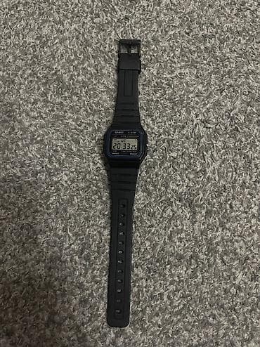 Классические часы: CASIO F-91W — классические цифровые часы - Корпус: прямоугольный — 1