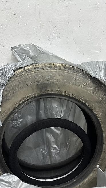 bridgeston: Шины 195 / 65 / R 15, Зима, Комплект, Легковые, Bridgestone — 1