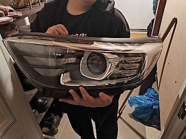 j200: Передняя левая фара Kia 2019 г., Б/у, Оригинал — 2