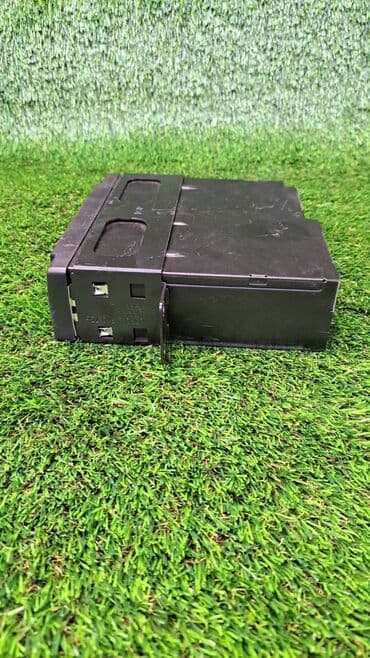 e39: Блок навигации Bmw 525I E39 TOURING M54 2003 ​ Марка: BMW Модель: 525i — 4