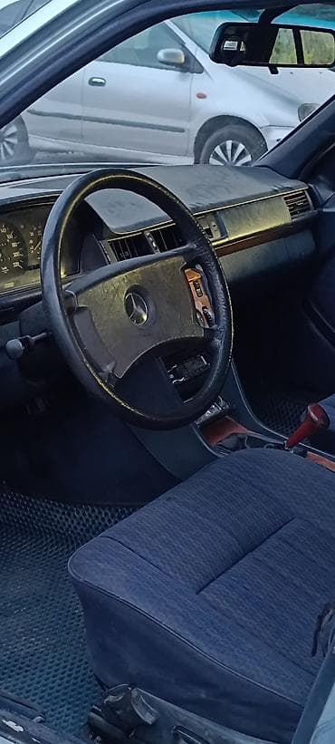 обмен на 124 мерс: Mercedes-Benz E-Class: 1989 г., 2.3 л, Механика, Бензин, Седан — 6