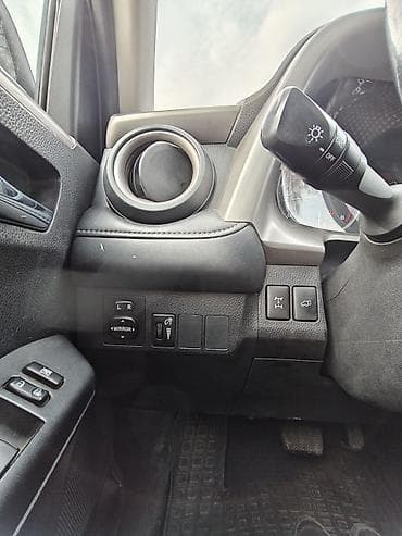 органайзер на авто: Toyota RAV4: 2016 г., 2.5 л, Автомат, Бензин, Кроссовер — 7