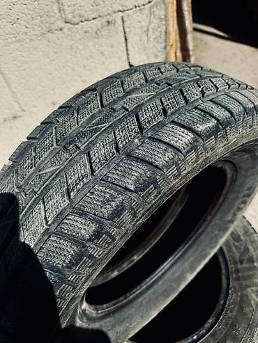 70: Продаю Комплект из 4 зимних шин 205/70 R15 Торг уместен Была — 2