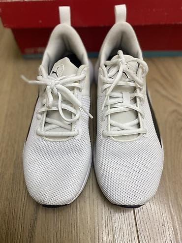 Продаю абсолютно новые женские кроссовки Puma 38 р женские. Цена