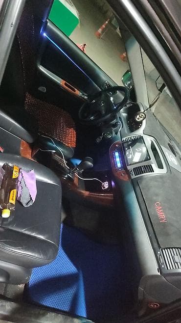 уна тетиктери: Toyota Camry: 2003 г., Автомат, Бензин, Седан — 5