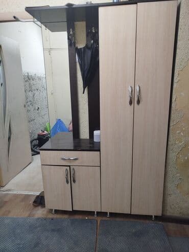 кухынный шкаф: Шкаф-прихожая, Б/у, С зеркалом — 3