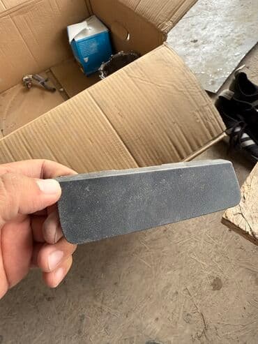 запчасти на тойота калдина в бишкеке: Заглушка бампера Передний Toyota, Б/у, Оригинал — 1