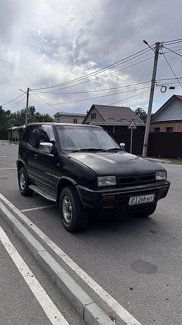 нисан р12: Nissan Mistral: 1996 г. — 1