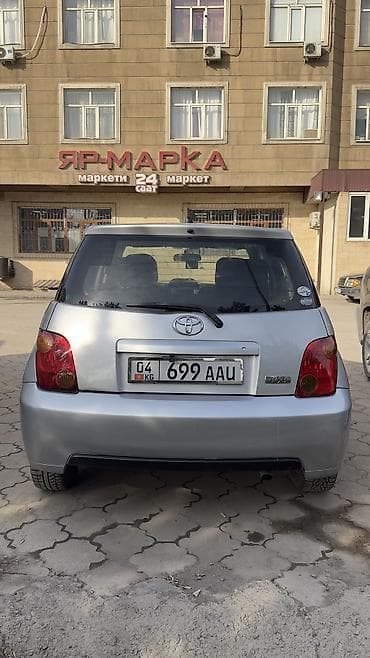 prius v: Toyota Ist: 2003 г., 1.3 л, Автомат, Бензин, Универсал — 6