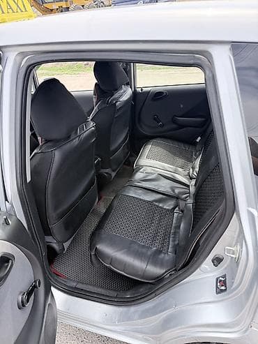 бампер jazz: Honda Jazz: 2003 г., 1.4 л, Ручные, Бензин, Хэтчбэк — 4