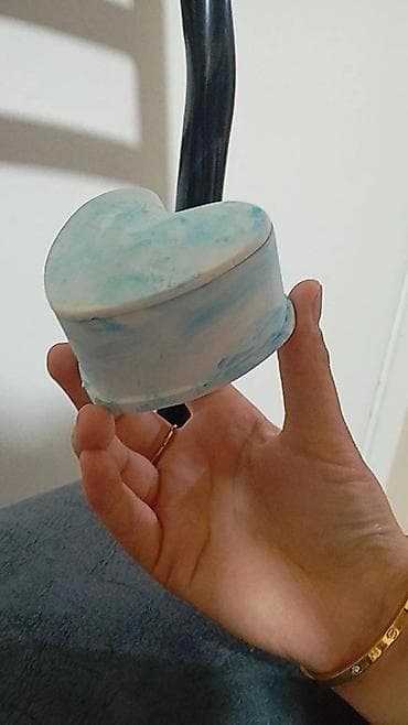 свечу декоративную: 🎁 Сувениры на той 🎁 Красивые подарки для гостей 💜 Внутри — 3 конфеты 🍬 — 1