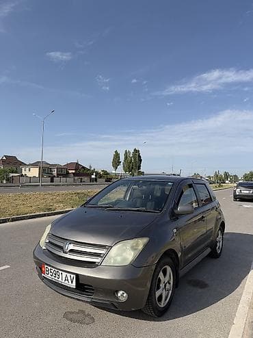 для ист: Toyota Ist: 2004 г., 1.5 л, Автомат, Бензин, Хэтчбэк — 1