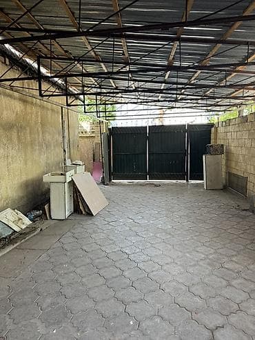 сниму помещение под офис: Сдается квартира с закрытым двором и навесом. Характеристики: - — 1