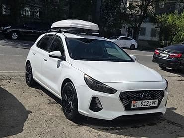 hyundai i40: Hyundai i30: 2018 г., 1.6 л, Робот, Дизель, Хэтчбэк — 2