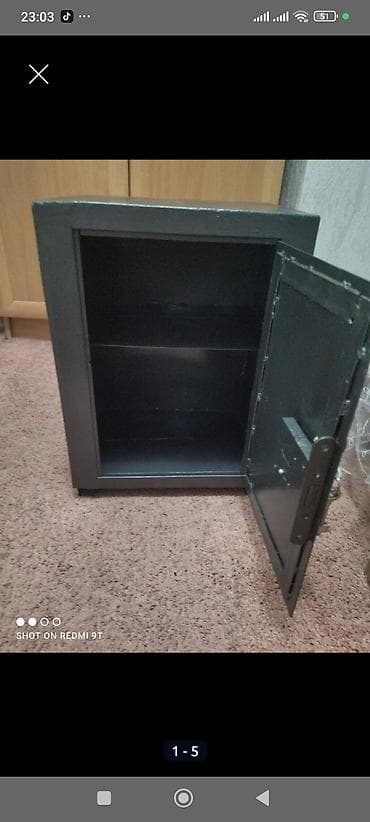 Башка эмеректер: Сейфтер сатылат металический краскаланган. размеры от 50см до 75 см — 2