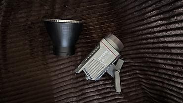 jack a7: Студийный свет Amaran 200x S
В комплекте софтбокс и штатив — 3