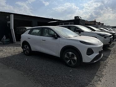 tesla model 3: Changan Qiyuan Q05: 2026 г., Вариатор, Электромобиль, Седан — 2