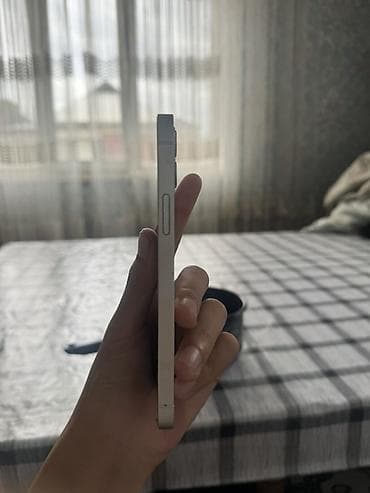 mi band 1 3: IPhone 12, Белый, Чехол — 4