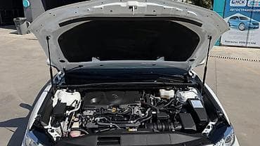 авто в токмаке: Toyota Camry: 2018 г., 2.5 л, Автомат, Гибрид, Седан — 5