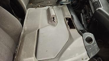 решетка на дверь: Крыло Заднее левое BMW, 1989 г., Б/у, Оригинал — 10