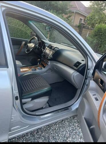 обмен на дом в городе каракол: Toyota Highlander: 2007 г., 3.3 л, Автомат, Гибрид, Кроссовер — 4