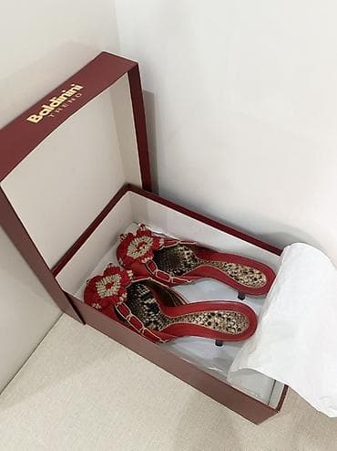 золотой ворон: Босоножки, 39.5, 40, BALDININI, Б/у, цвет - Красный, Самовывоз — 1
