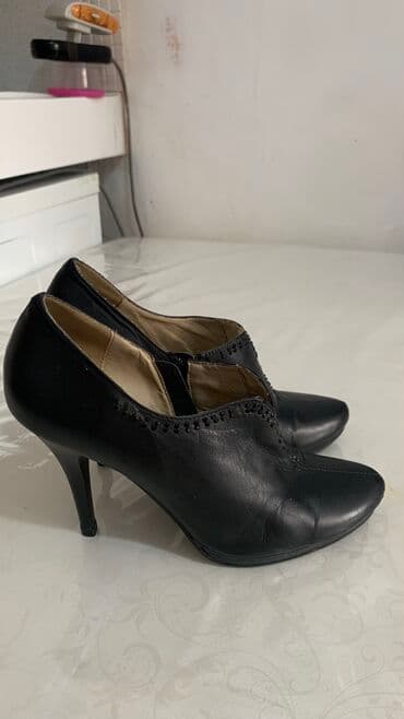 туфли черные с открытым носиком: Продаются батильоны 37 р
Черные,кожа — 1