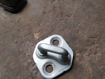 репетитор математики на английском языке: Mazda Atenza, петли. Мазда Атенза Петли на кузов двери. см. Фото — 1