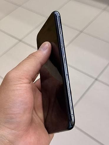 13 iphone: IPhone 11 Pro, Б/у, 256 ГБ, Space Gray, 72 % — 3