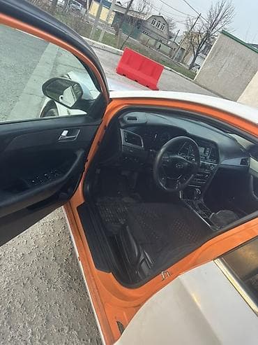 Hyundai Sonata: 2018 г., Автомат, Бензин, Седан — 2