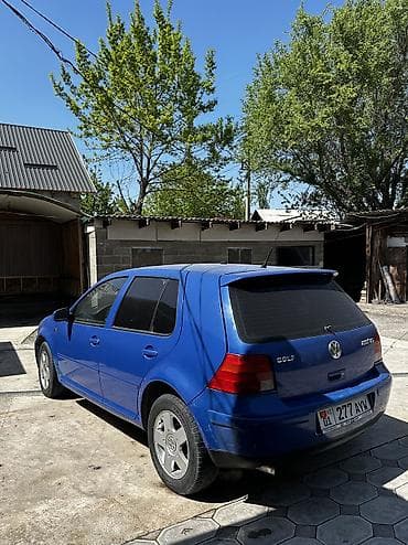 голыф 2: Volkswagen Golf: 1998 г., 2.3 л, Ручные, Бензин, Хэтчбэк — 2