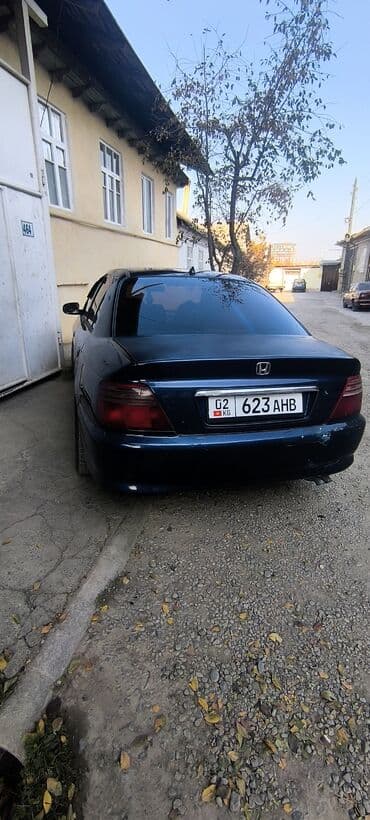 экономичные авто: Honda Accord: 2002 г., 2 л, Механика, Газ, Седан — 3