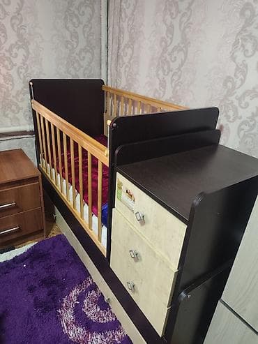 Туалетные столики: Детская кровать трансформер, Б/у, Другой тип, цвет - Коричневый — 2