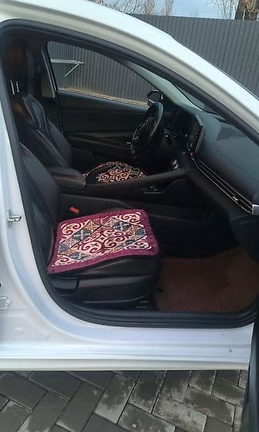 Продажа авто: Hyundai Avante: 2021 г., 1.6 л, Вариатор, Бензин, Седан — 4