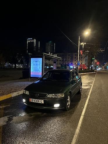 Opel Vectra: 1997 г., 2 л, Автомат, Бензин, Седан