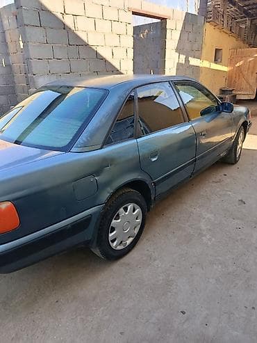 кассеты аудио: Audi 100: 1994 г., Бензин, Седан — 1