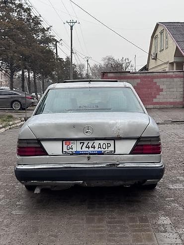мерседес бенз в124: Mercedes-Benz W124: 1993 г., 2.2 л, Механика, Бензин, Седан — 3
