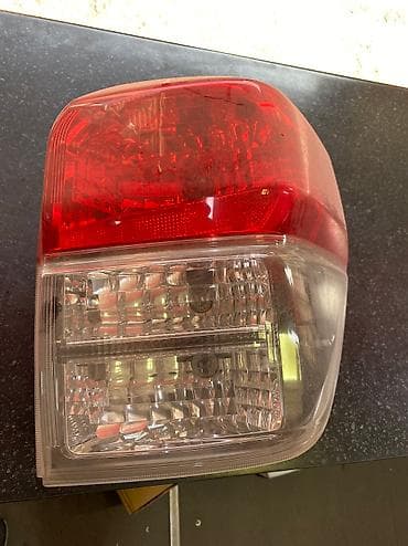 4Runner плафон 2010 trail edition только правый