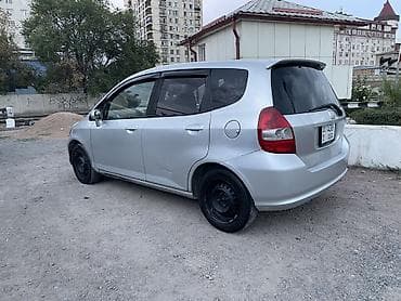 r19 camry: Honda Fit: 2003 г., 1.3 л, Вариатор, Бензин, Хэтчбэк — 3