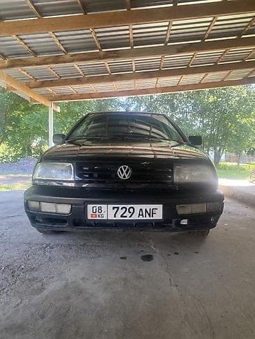 suzuki lets 2: Volkswagen Vento: 1993 г., Бензин, Седан — 8