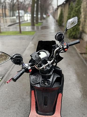 купить колеса на скутер бу: 150 куб. см, Бензин, Б/у — 4