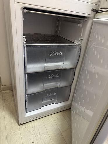 tab s: Холодильник Beko, Двухкамерный — 1