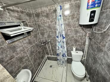 сниму 1 комнатную квартиру в бишкеке: Сдаю 2 к кв студию, в частном секторе. Есть все условия для — 1