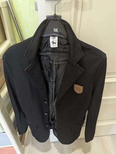 рубашку продаю: Школьная форма, цвет - Черный, Новый — 1