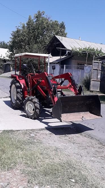 куплю трактор беларус: Трактор 2006 красный цвет с куном, 42 л,с руль гидравлика, 4вд — 3