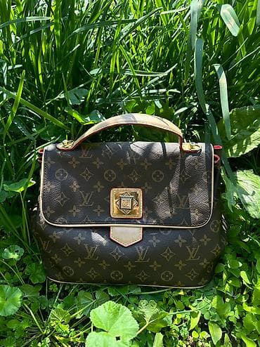 женские сумки новые: Сумка хорошего качества, почти новая есть длинный ремешок — 1