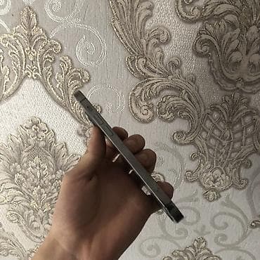 номера операторов о: IPhone 12 Pro, Б/у, 256 ГБ, Графит, Чехол, 75 % — 6