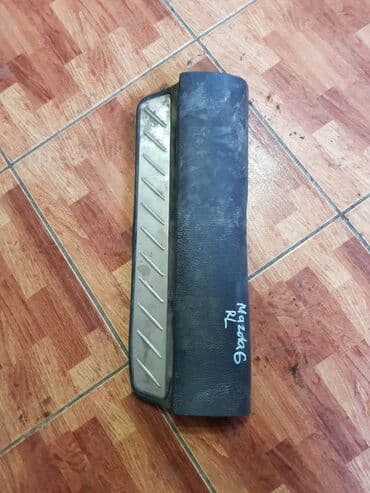 Решетка радиатора Mazda Б/у, Оригинал