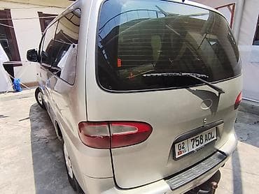 Hyundai Starex: 1998 г., 2.5 л, Кол менен иштөөчү, Дизель, Вэн/Минивэн — 3
