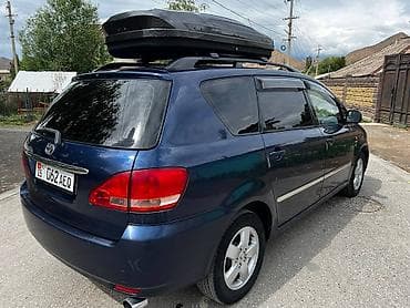 byd e9: Toyota Avensis Verso: 2001 г., 2 л, Механика, Бензин, Минивэн — 4